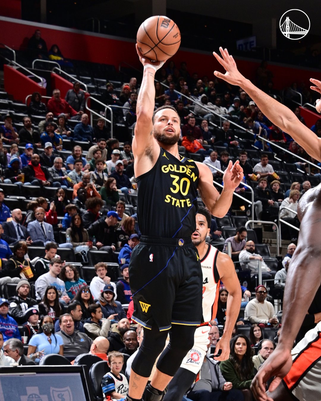 今晨里尔备战NBA总决赛；造点机会细节流出；信心回归；训练强度显著提升的简单介绍-九游娱乐官网